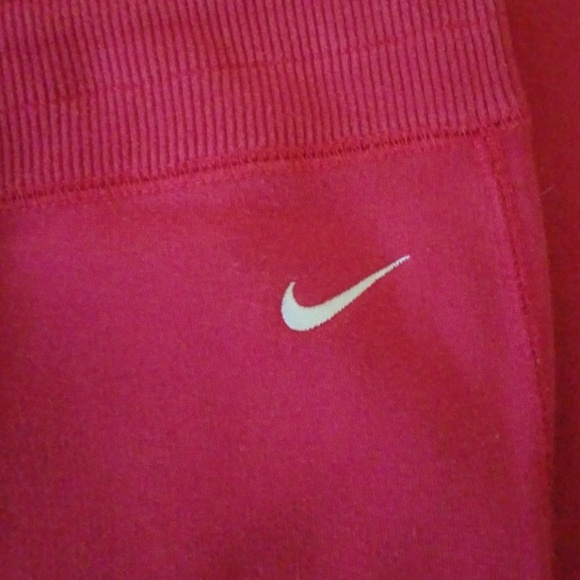 Nike Raspberry Lounge Pants - Picture 2 of 3